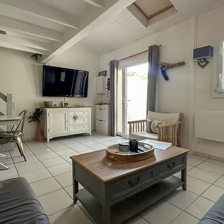Charmante Maison 4 Pers, Terrasse, Parking, Animaux Admis, Wifi - Fr-1-705-62 Casa vacanze