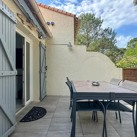 Casa vacanze Charmante Maison 4 Pers, Terrasse, Parking, Animaux Admis, Wifi - Fr-1-705-62