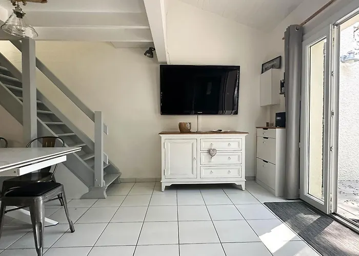 Charmante Maison 4 Pers, Terrasse, Parking, Animaux Admis, Wifi - Fr-1-705-62 Holiday home Les Mathes