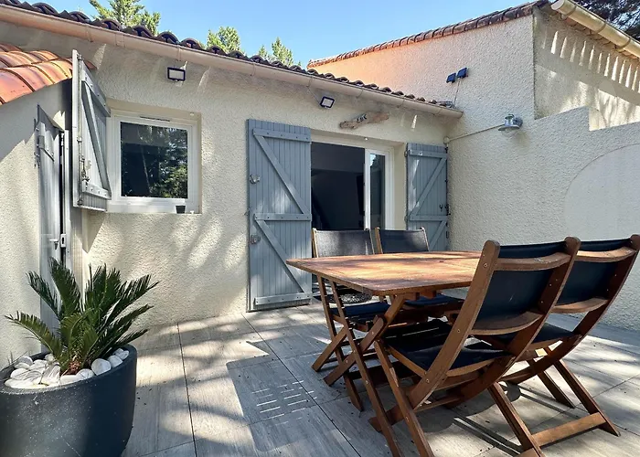 Charmante Maison 4 Pers, Terrasse, Parking, Animaux Admis, Wifi - Fr-1-705-62 *